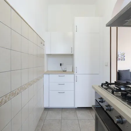 公寓 Antonietta By Interhome *